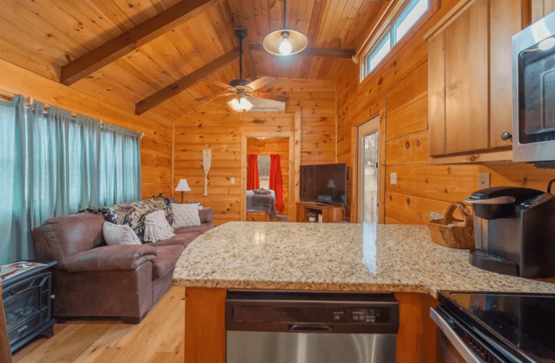 Spotless, freshly cleaned living space in a CFR furnished rental